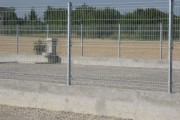 Pocinkova panelna ograda 3D - Vektor Nis